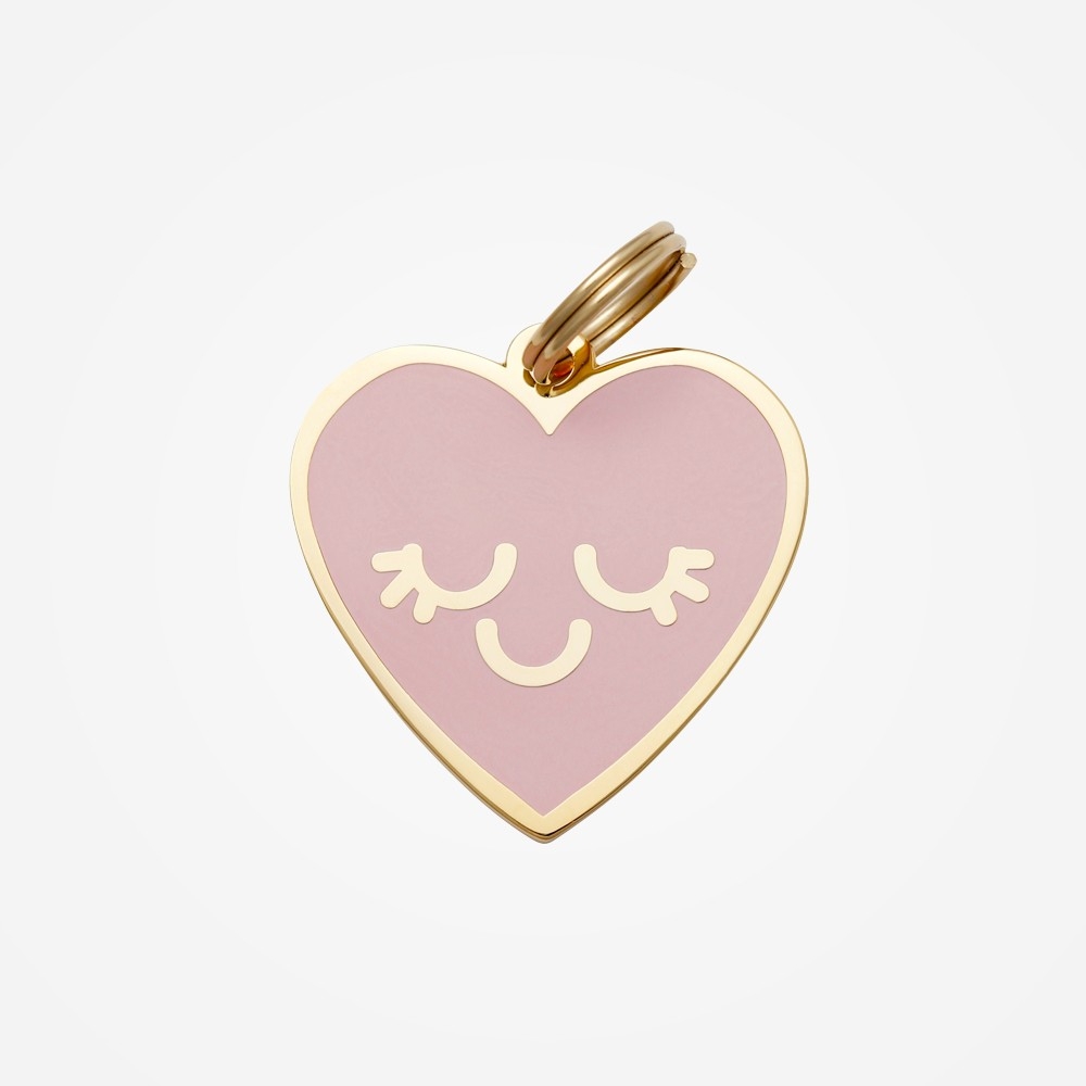 Médaille pour chien Smiling Heart - Two Tails Pet Company - le Maître des Lieux Médaille pour chien Smiling Heart - Two Tails Pet Company - le Maître des Lieux