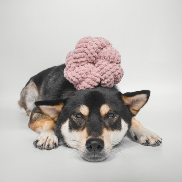 Peluche de fouille à nouer - Nounounou (taille S) Rose - Lambwolf Collective - le Maître des Lieux