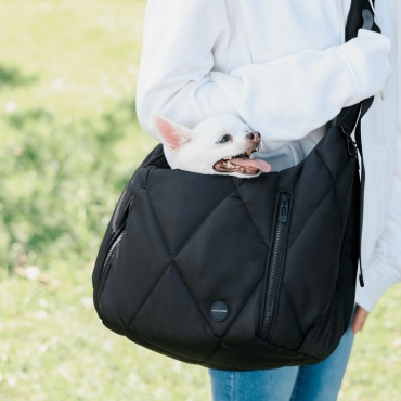 Sac de transport matelassé à bandoulière pour petit chien - Pups & Bubs Cloud Crossbody noir - le Maître des Lieux