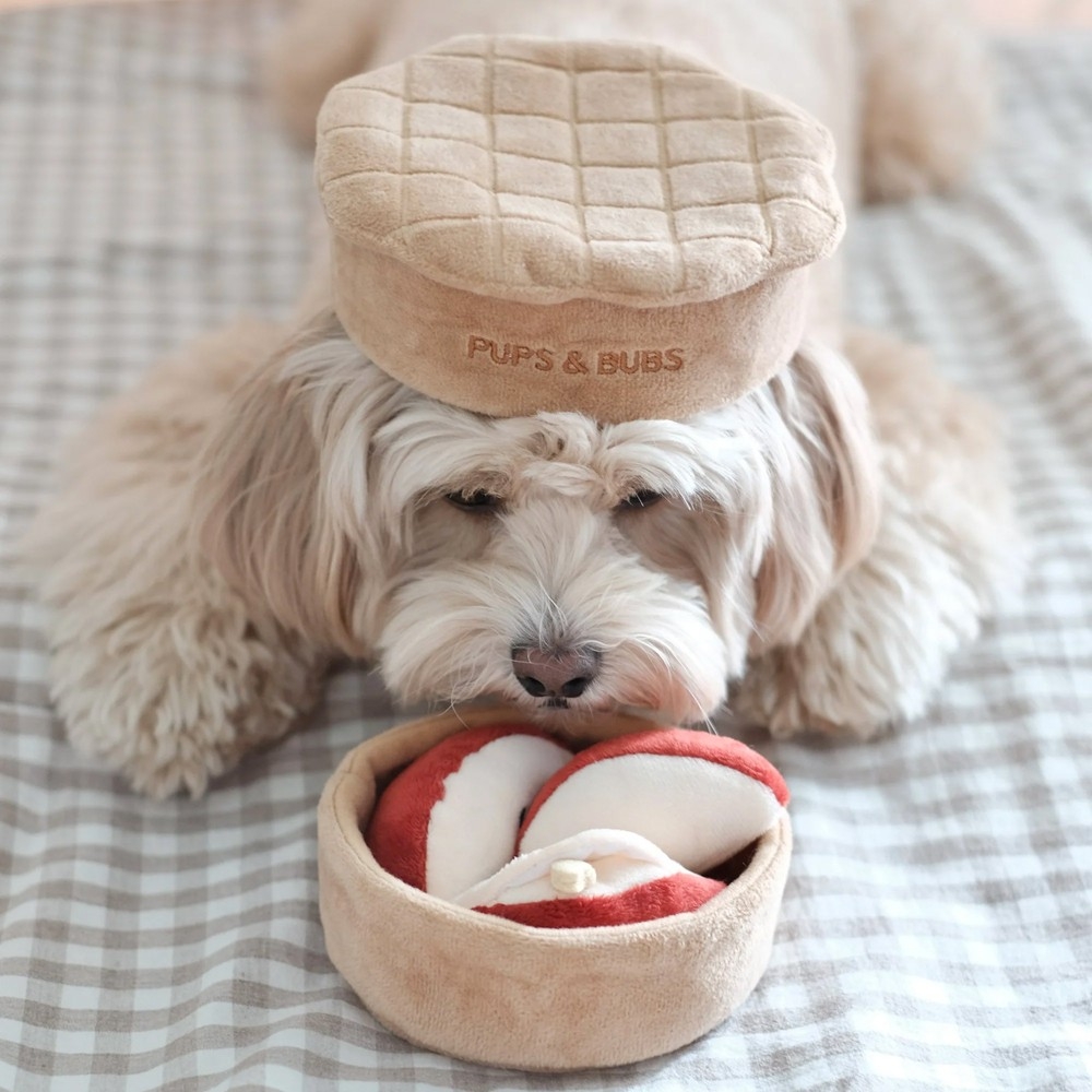 Peluche de Fouille Tarte aux pommes - Pups and Bubs - le Maître des Lieux Peluche de Fouille Tarte aux pommes - Pups and Bubs - le Maître des Lieux