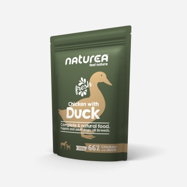 Pâtée pour chiens Naturea au Poulet et au canard - le Maître des Lieux