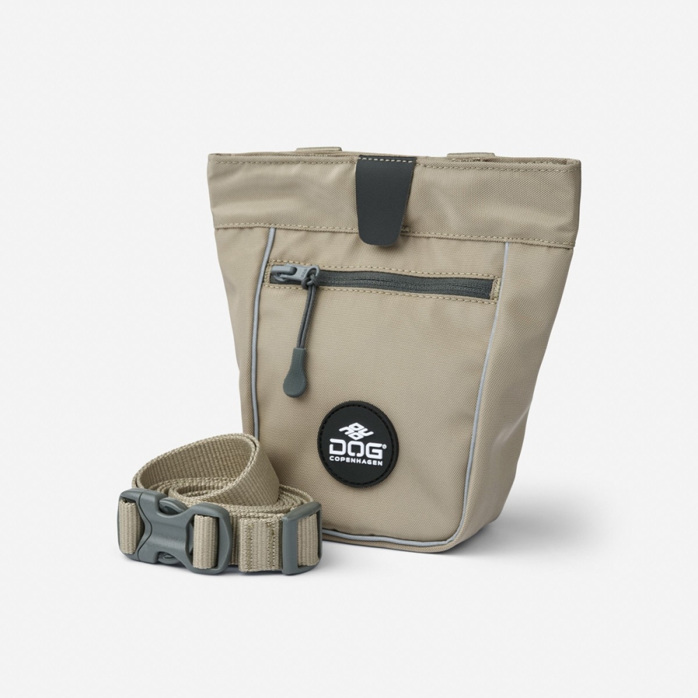 Pochette à friandises Dog Copenhagen Go Explore Desert dune - Le Maître des Lieux Pochette à friandises Dog Copenhagen Go Explore Desert dune - Le Maître des Lieux