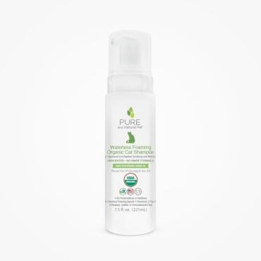 Shampoing moussant biologique sans rinçage pour chat - Pure and Natural Pet - le Maître des Lieux