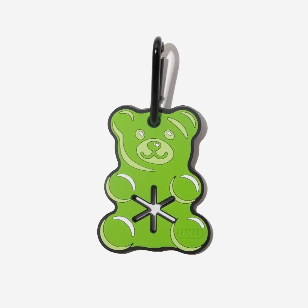 Porte-sac à déjections - Bonbon nounours - Poopy Loop® Woof & Wonder - Le Maître des Lieux Porte-sac à déjections - Bonbon nounours - Poopy Loop® Woof & Wonder - Le Maître des Lieux