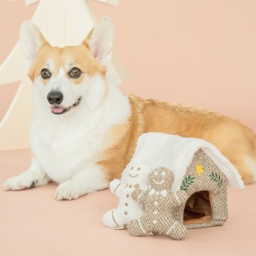 Peluche de fouille Maison en pain d’épices - Lambwolf Collective - le Maître des Lieux