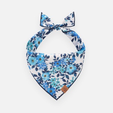 Bandana pour chien Jardin de fleurs bleues - The Foggy Dog - le Maître des Lieux